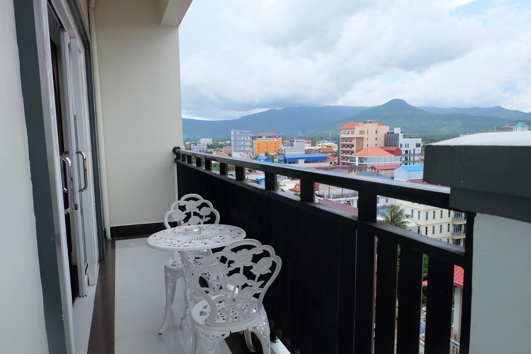 Twin Hotel Kampot Exterior photo