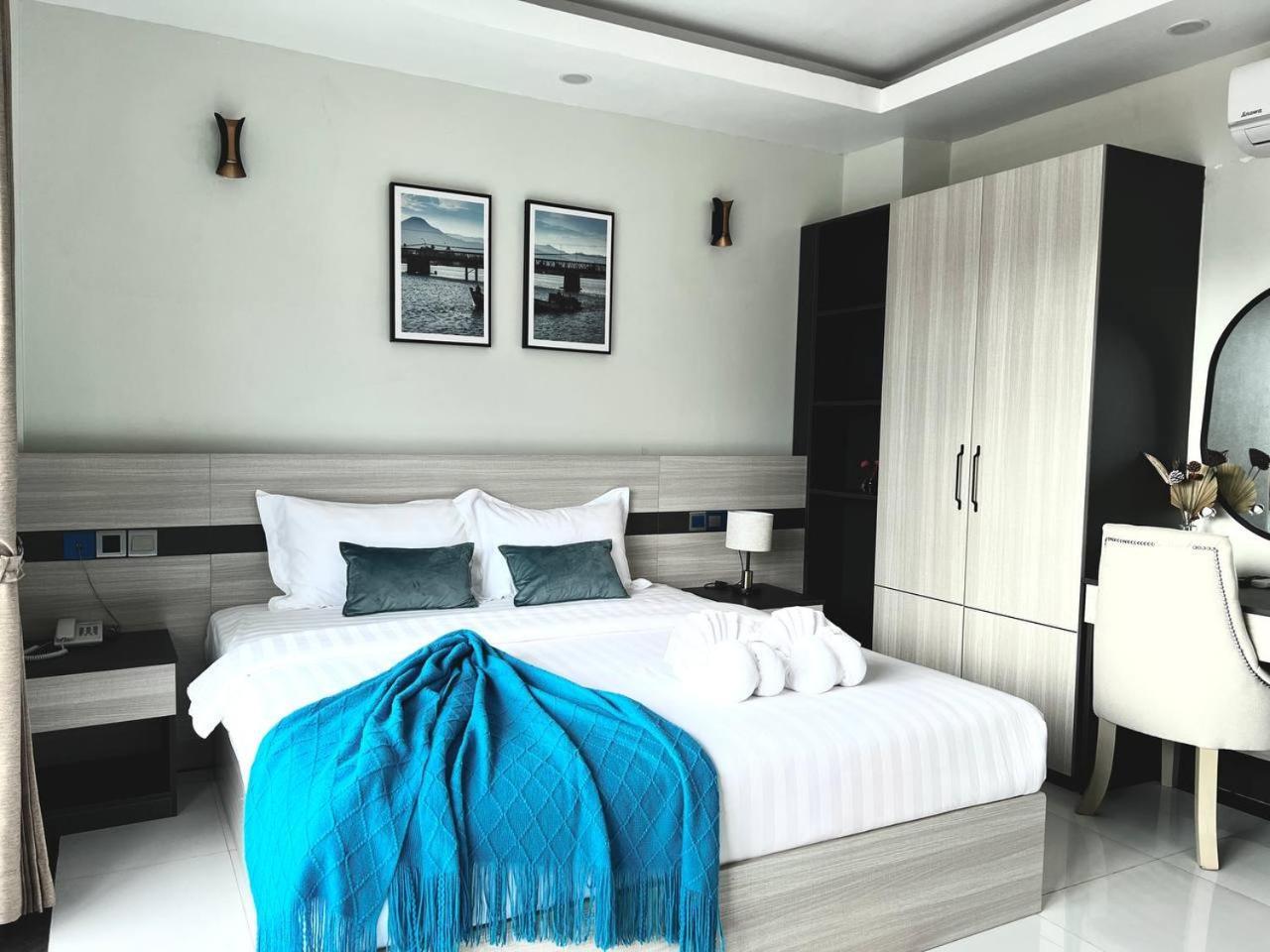 Twin Hotel Kampot Exterior photo